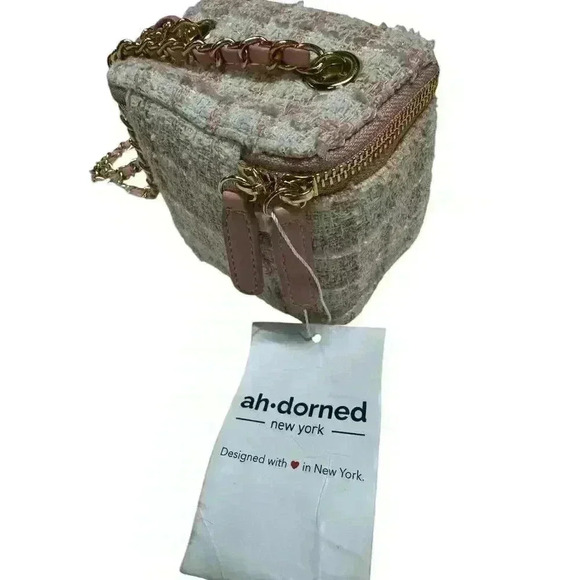 Ah-Dorned Pink Plaid Small Fragrance Bag with Crossbody Chain Zip Close - Picture 9 of 16